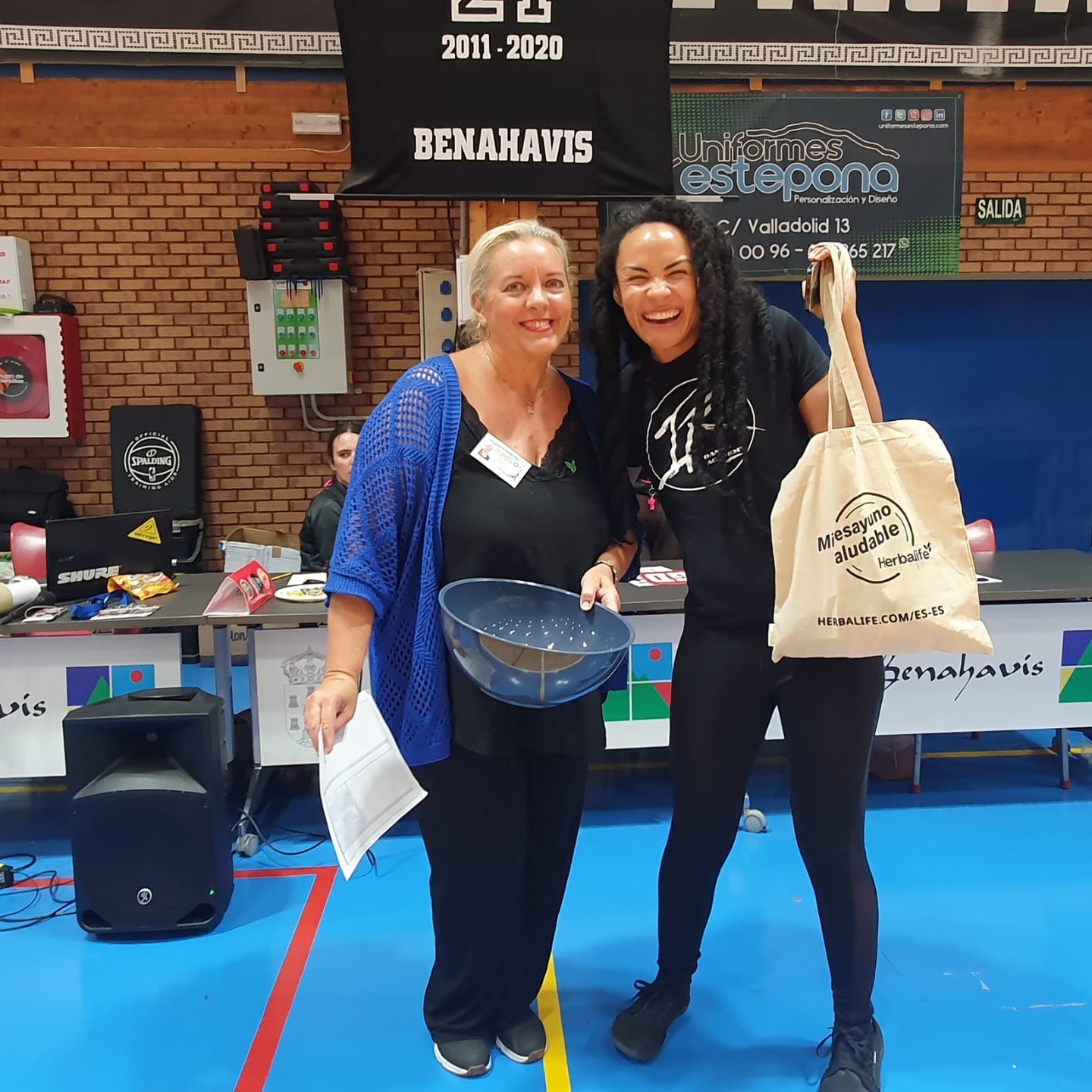 Sorteo de productos de Herbalife de la mano de Maria Luisa Fernandes, en cada partido como local