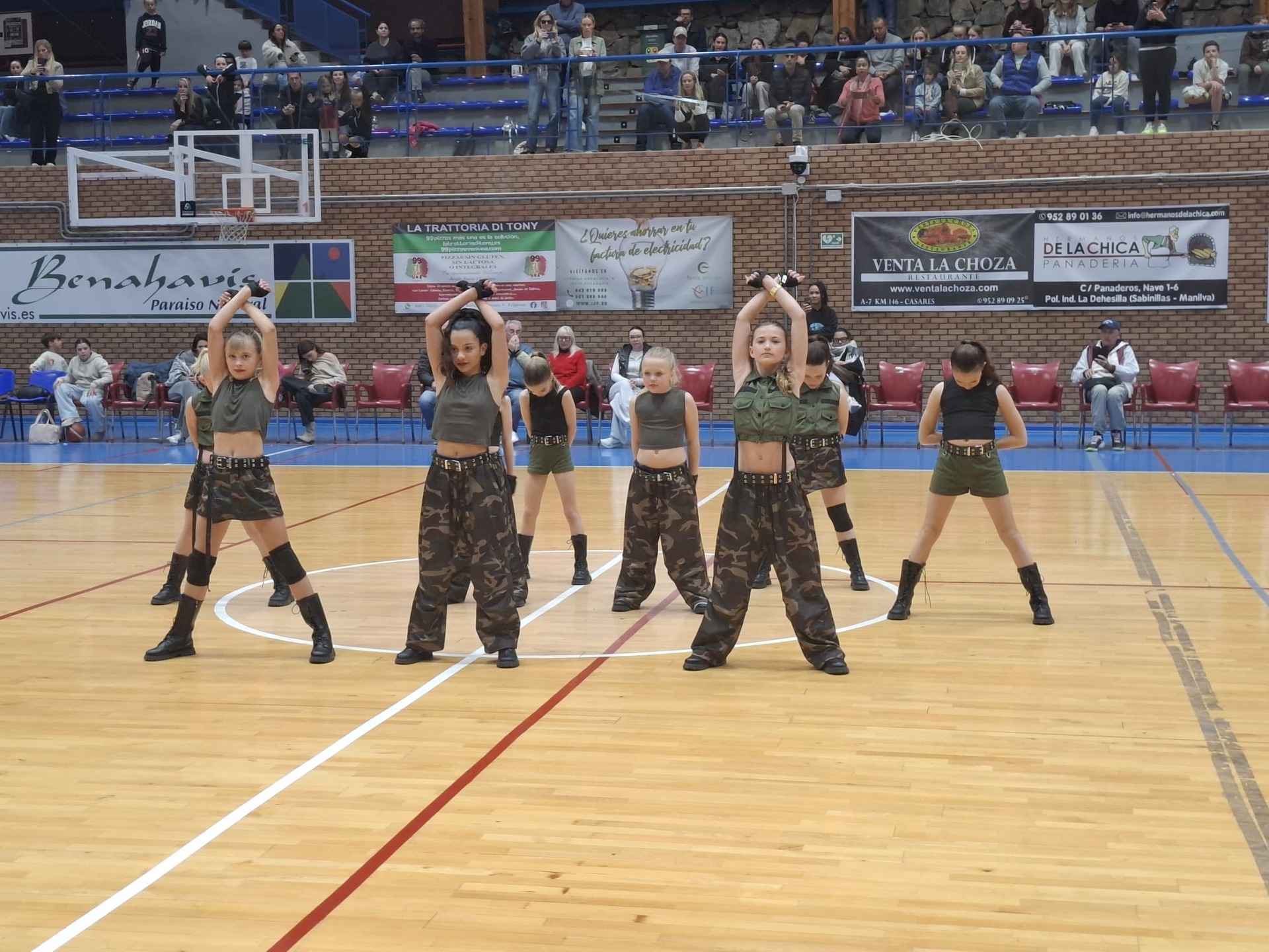 @irdanceacademy 
Uno de los muchos momentos espectaculares de los alumnos de bailes de Isla Rose Dance Academy